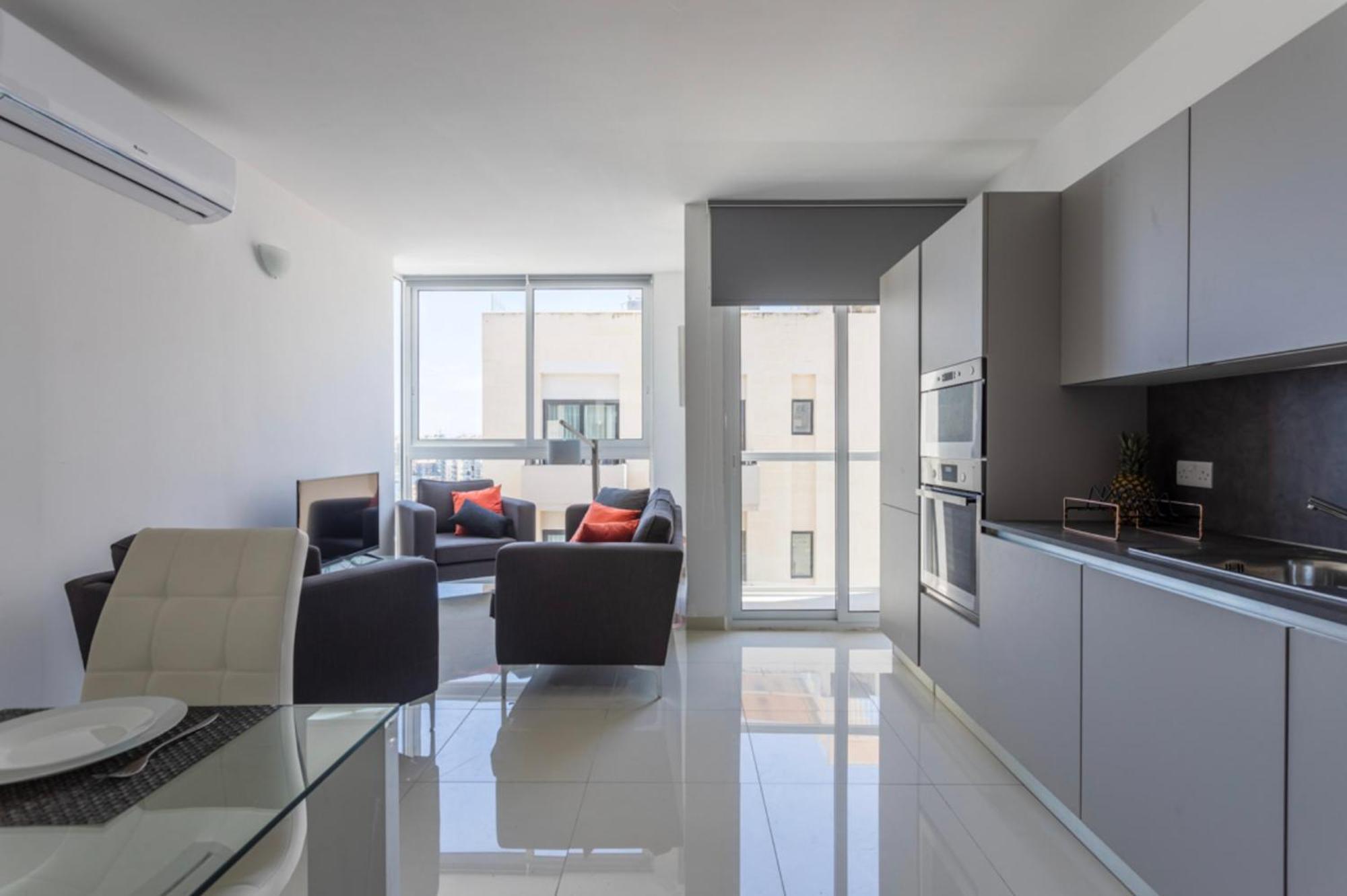 Saint Julian - Lovely Apartment With Terrace - Cityapartmentstay Saint Julian's ภายนอก รูปภาพ
