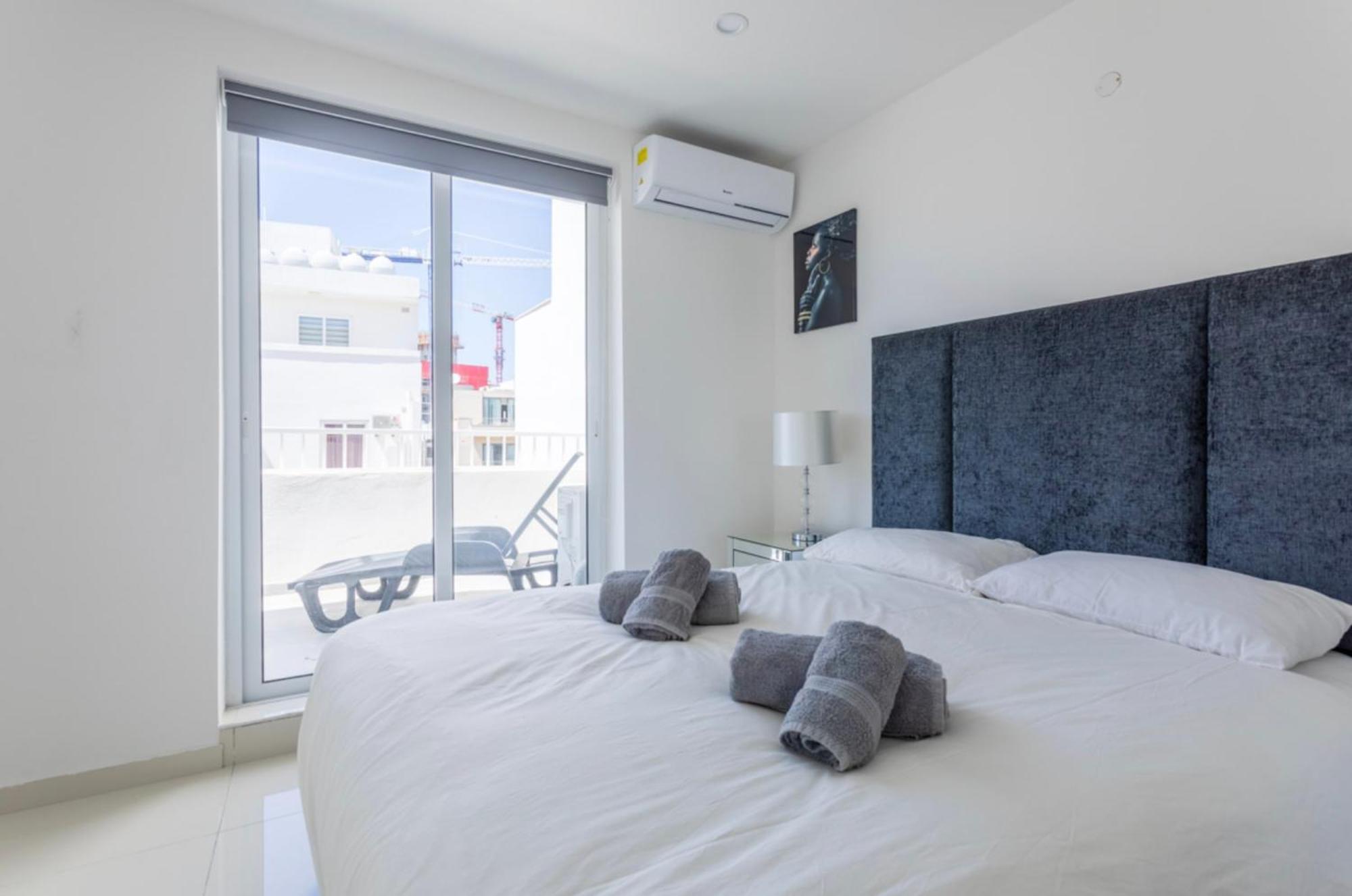 Saint Julian - Lovely Apartment With Terrace - Cityapartmentstay Saint Julian's ภายนอก รูปภาพ