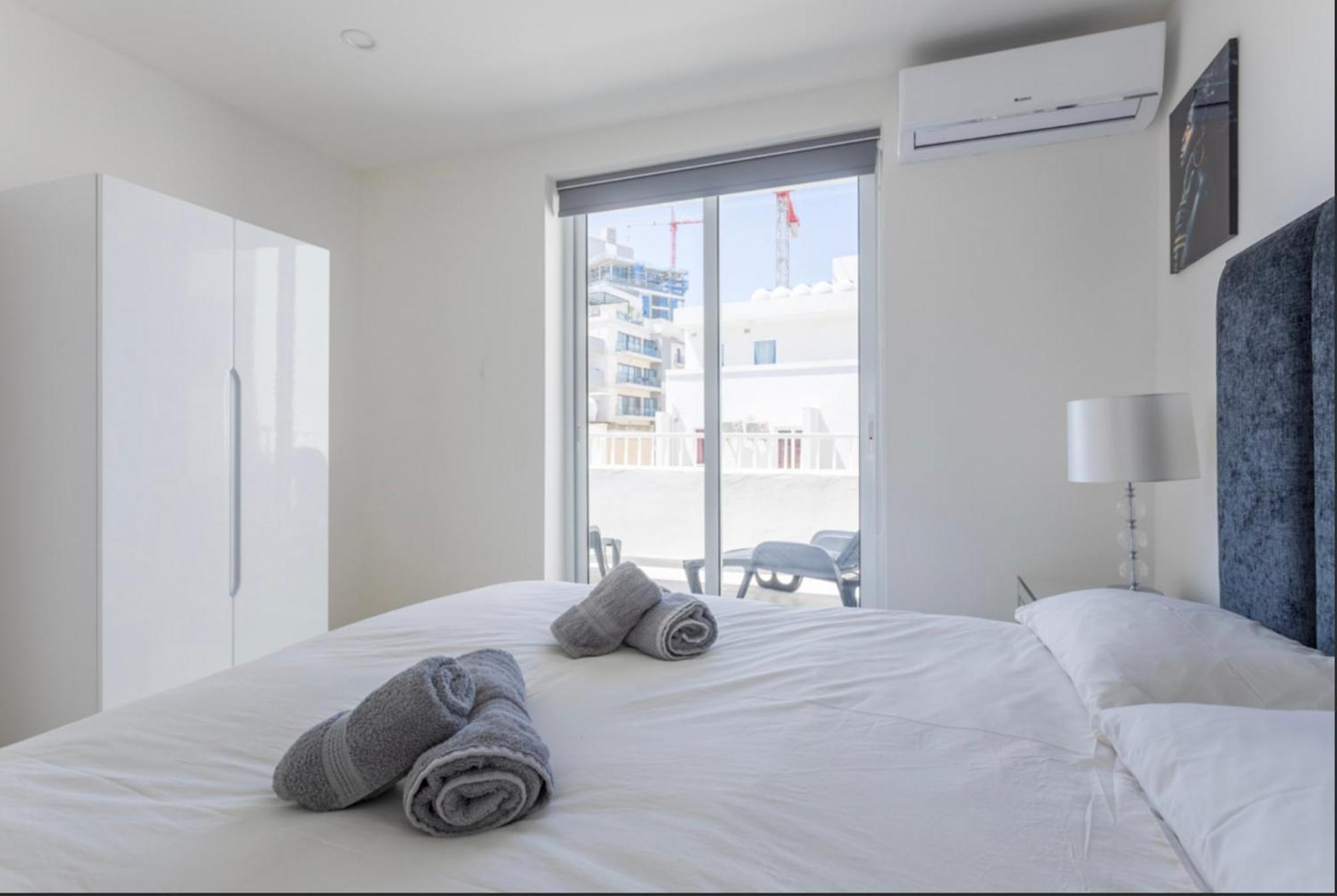 Saint Julian - Lovely Apartment With Terrace - Cityapartmentstay Saint Julian's ภายนอก รูปภาพ